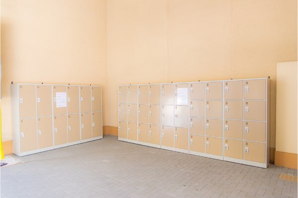 Coin Lockers