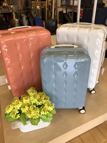 春色スーツケース入荷しました。「ロザンジュ」