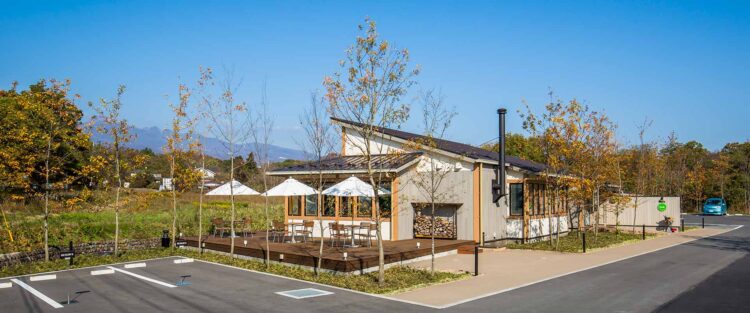 那須岳を眺め時間を忘れる癒しのひと時を。