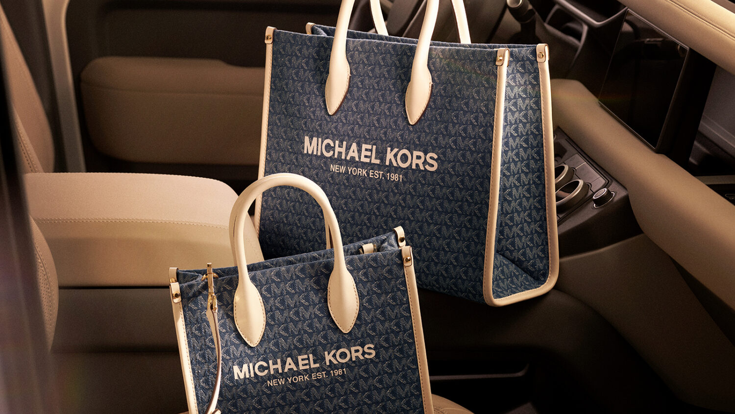 MICHAEL KORS＞ YUINA'S SPECIAL｜マイケル・コース｜ショップニュース