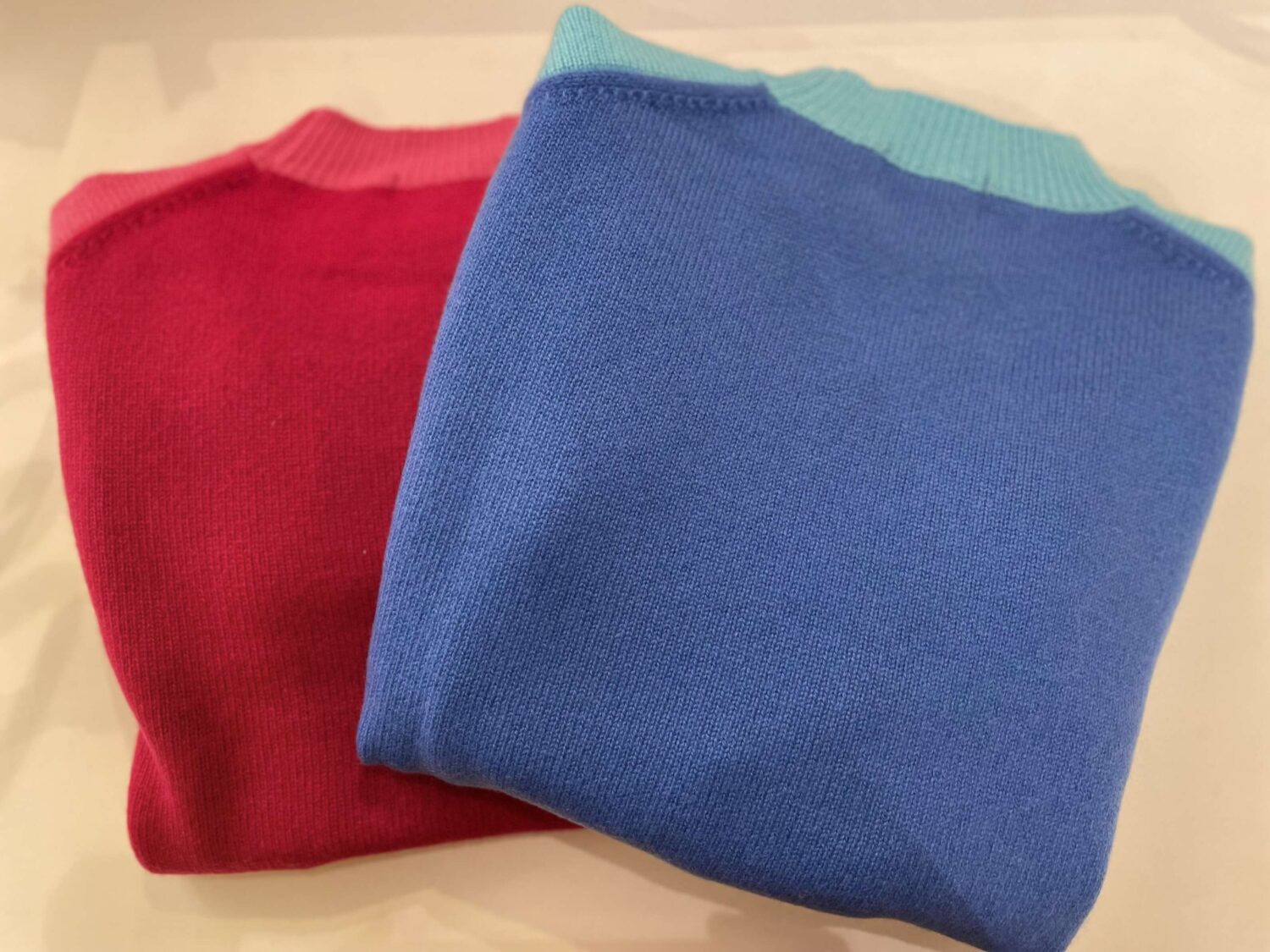 カシミヤ100%ニットプルオーバー入荷💛⛳｜アルチビオ｜ショップ