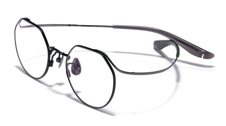 新発売『Flex Titanium Hingeless』