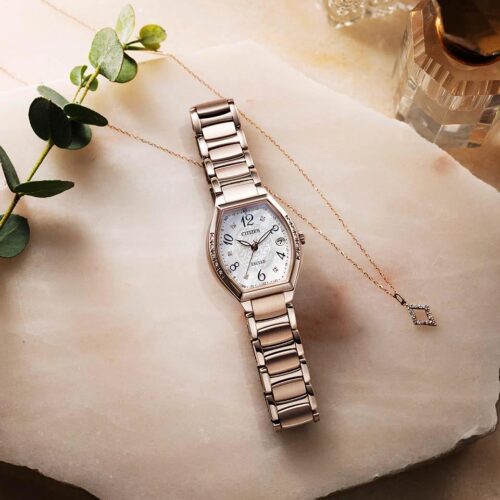 CITIZEN EXCEED 電波時計のご紹介です。