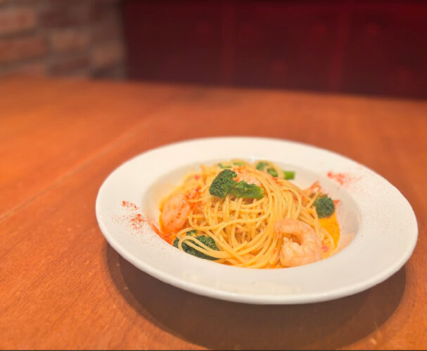 【冬の限定商品】小エビの濃厚トマトクリームパスタ