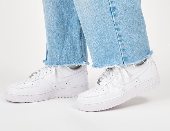 NIKE　W AIR FORCE 1 ’07　WHT/WHTついに入荷しました！！