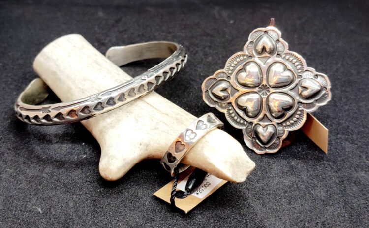 [バレンタインデーギフト]オススメ！インディアンジュエリー