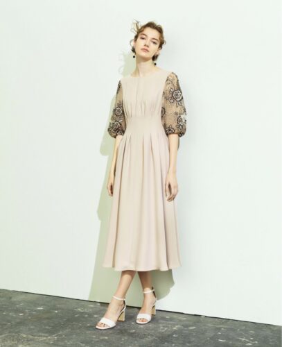 ドレスMAX70%OFF！！