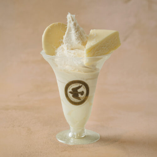 2/18発売！季節の御用邸パフェ ホワイト