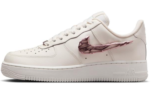 ナイキ ウィメンズ エア フォース 1 ’07 LX(IF1686-161)入荷！！
