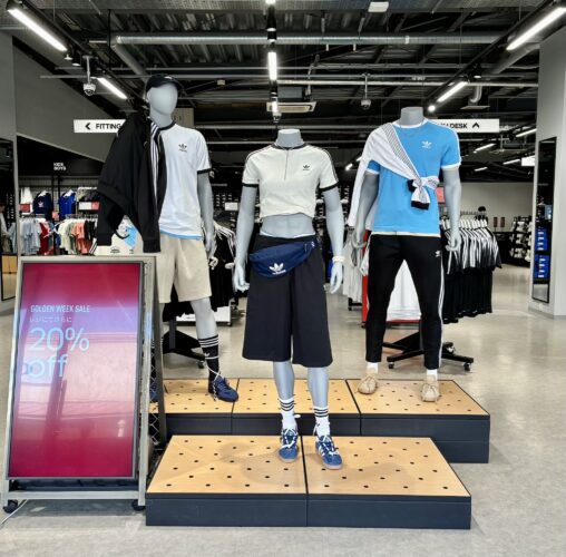 ADIDAS ORIGINALSも豊富